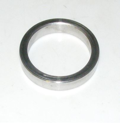 Picture of crankshaft seal spacer, 6150310051