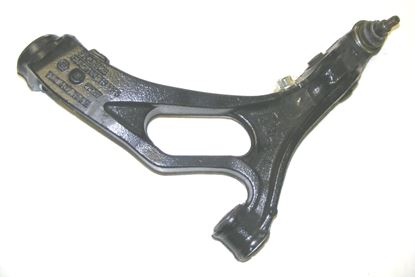 Picture of Control arm, right lower, oe 7L0407152H